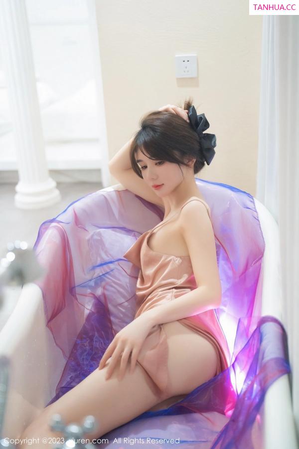 婠婠么  [XiuRen]高清写真图 2023.03.23 No.6458 婠婠么 浴缸美腿第18张图片